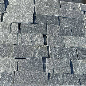 Фасадна плитка із сланцю сіра для цоколя, фасаду, облицювання будинку