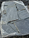 Камінь сланець сірий / дикий камінь для цоколя, фасаду, облицювання будинку, мощення доріжок, фото 3
