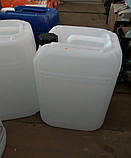 Каністра пластикова б/у для технічних рідин 20л універсальна якісна щільна має гумову прокладку під кришкою та розмітку в літрах, фото 10
