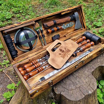 Подарунковий набір шампурів у дерев'яному кейсі "Ягуар"