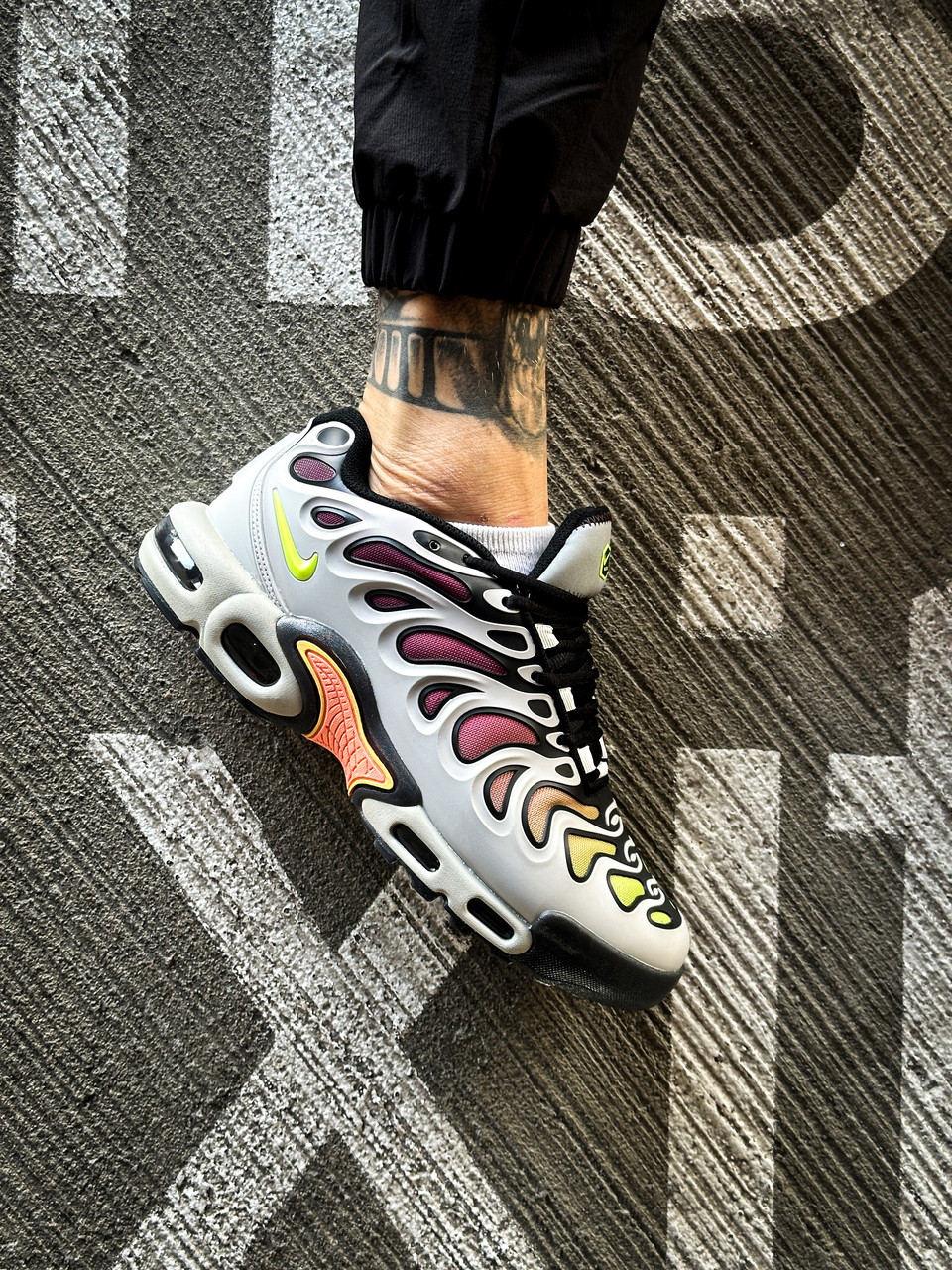 Чоловічі Кросівки Nike Air Max TN Plus Drift Grey Brown / Найк Аїр Макс ТН Плюс Дріфт Сірі з Коричневим