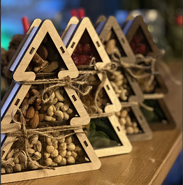 Коробки новорічні для сухофруктів, горішків та снеків