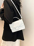 Жіноча сумка 2123 крос-боді біла на ремінці, фото 7