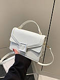 Жіноча сумка 2123 крос-боді біла на ремінці, фото 6