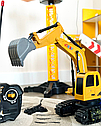Дитяча будтехніка на радіокеруванні Екскаватор LA009-1 рухомі деталі, світлові ефекти, фото 2