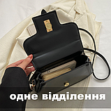 Жіноча сумка 8404 крос-боді чорна на ремінці, фото 4