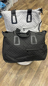 Сумка стьобана спортивна дорожня на блискавці з довгим ремінцем в різних кольорах Ares