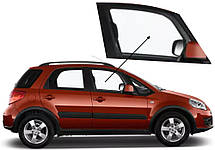 Бічне скло Suzuki SX4 2006-2013 передніх дверей праве