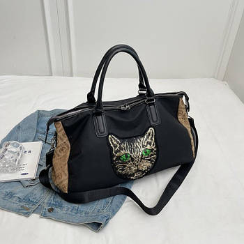 Сумка чорна спортивна дорожня на блискавці з довгим ремінцем принт Кіт Ares