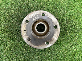 Ступиця AUDI A4 B8 2.0 TFSI 2012 задн. (б/у)