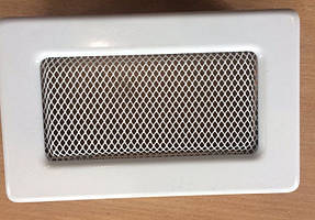 Вентиляційна решітка для камина біла (Польша, р-р 11*17)