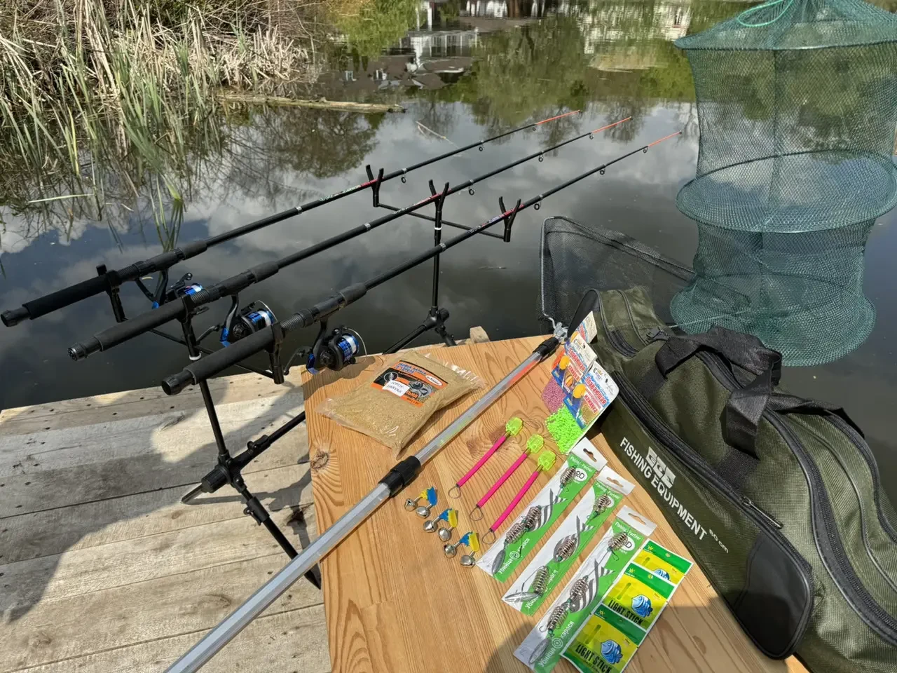 Готовий комплект для риболовлі 21 в1. Род под на 3 удочки. Рибальський набір у довжині 2.4 м, фото 1