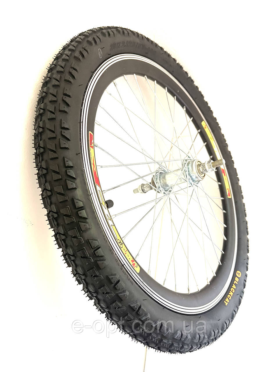 Покришка 20×2.125 BLAK CAT Шипка. Гума 20х2.125. Шина 57-406