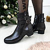 Чоботи жіночі шкіряні на підборах, декоровані ремінцями, фото 3