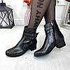 Чоботи жіночі шкіряні на підборах, декоровані ремінцями, фото 5