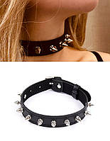 Чокер із металевими шипами