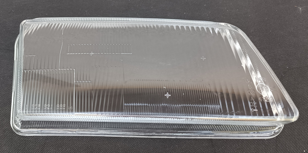 Скло фари праве Audi A4 B5 95-01, фото 1