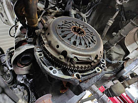 Дача Логан Заміна Зчеплення