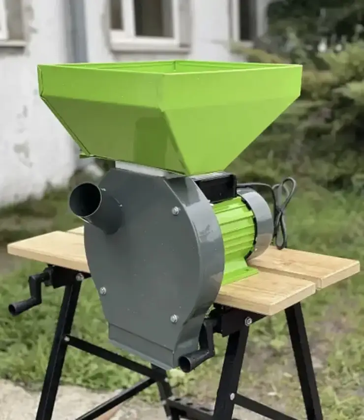 Кормоподрібнювач Grasser GFG 3500 – потужний та ефективний інструмент для подрібнення зерна! Зернодробілка, фото 1