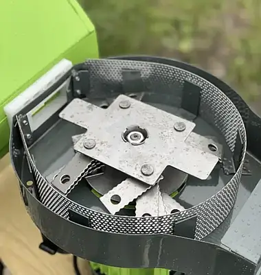 Кормоподрібнювач Grasser GFG 3500 – потужний та ефективний інструмент для подрібнення зерна! Зернодробілка, фото 4