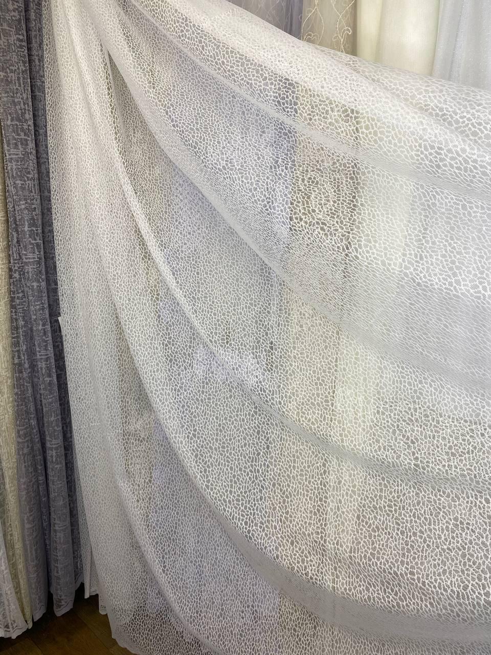 Тюль жакардд на метраж 2,8 м різні кольори - білий.