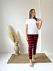 Піжамний жіночий комплект COSY у клітинку червоно/чорний (штани+біла футболка)