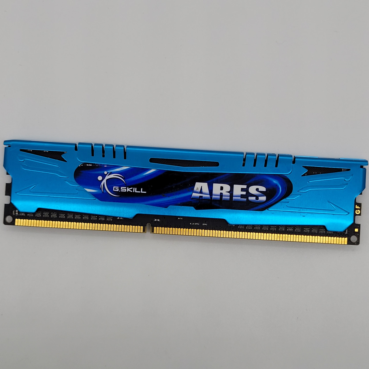 Ігрова оперативна пам'ять G.Skill ARES DDR3 4Gb 1600MHz PC3-12800U 1R8 CL9 (F3-1600C9D-8GAB) Б/В