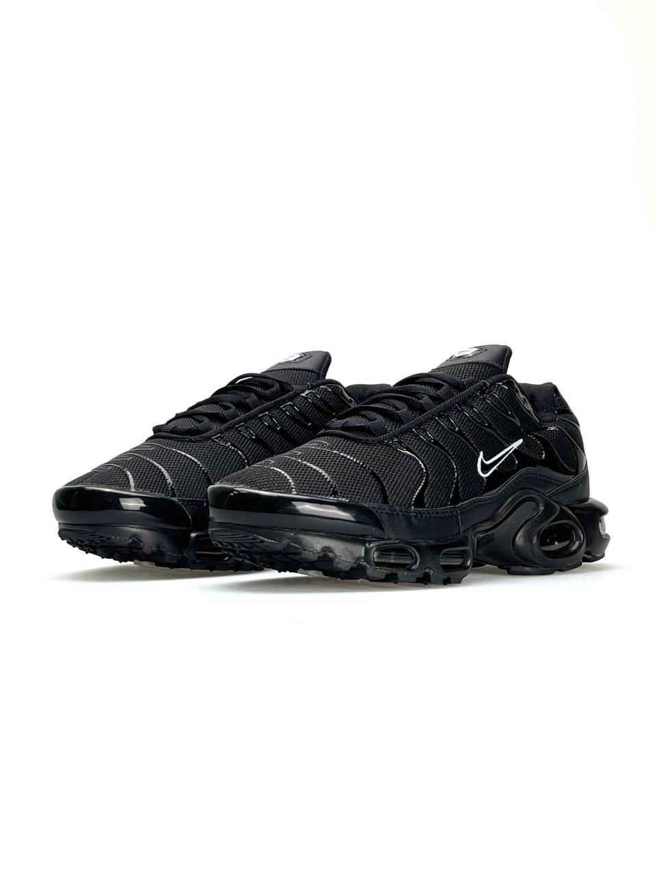 Чоловічі кросівки Nike Air Max Tn Plus Black, кеди Найк шкіра текстиль чорні весна осінь. Чоловіче взуття