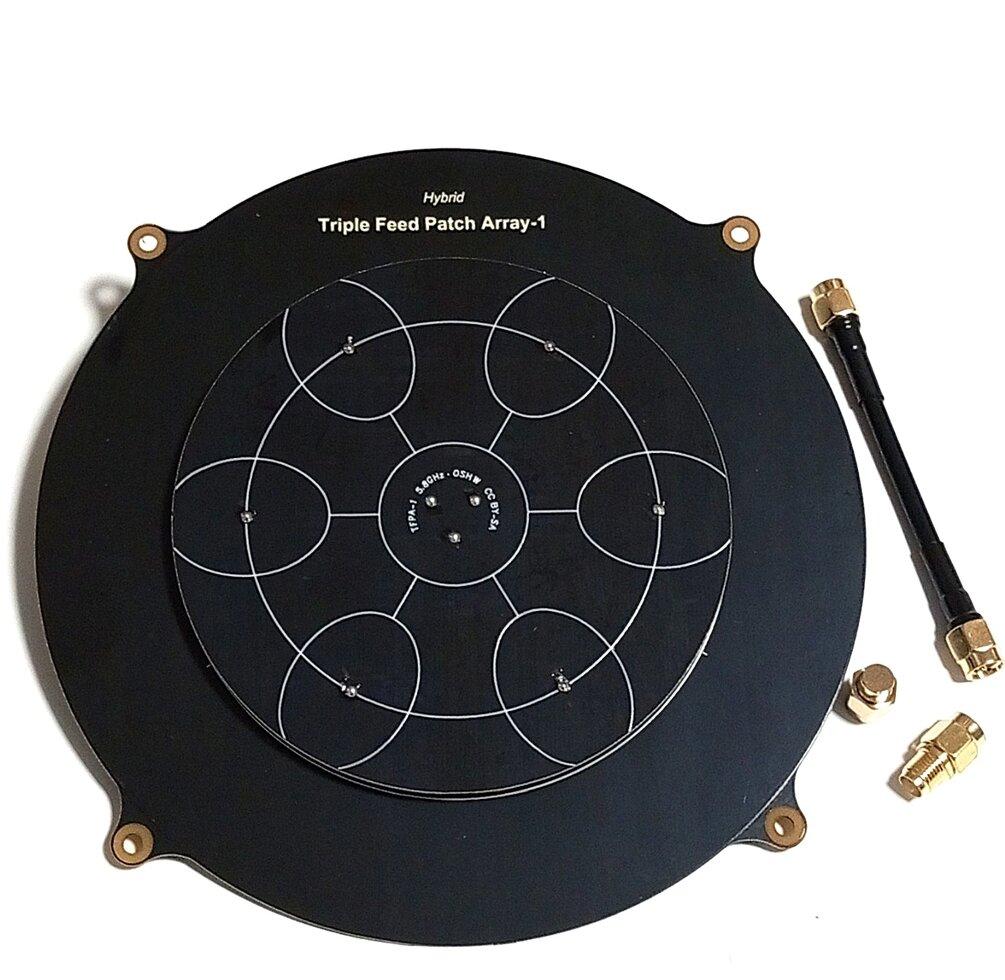 Антена 5,8GHz 14.7-15.5dBi LHCP RHCP, Triple Feed Patch FPV Antenna, SMA-male, 150 мм, чорна