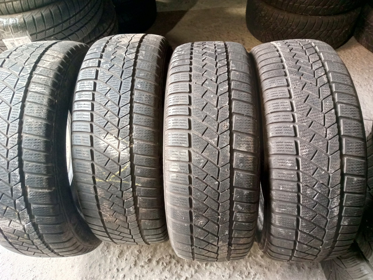 Комплект зимніх шин 205/55/16, Continental conti winter contact TS830,з Германії без пробігу по Україні