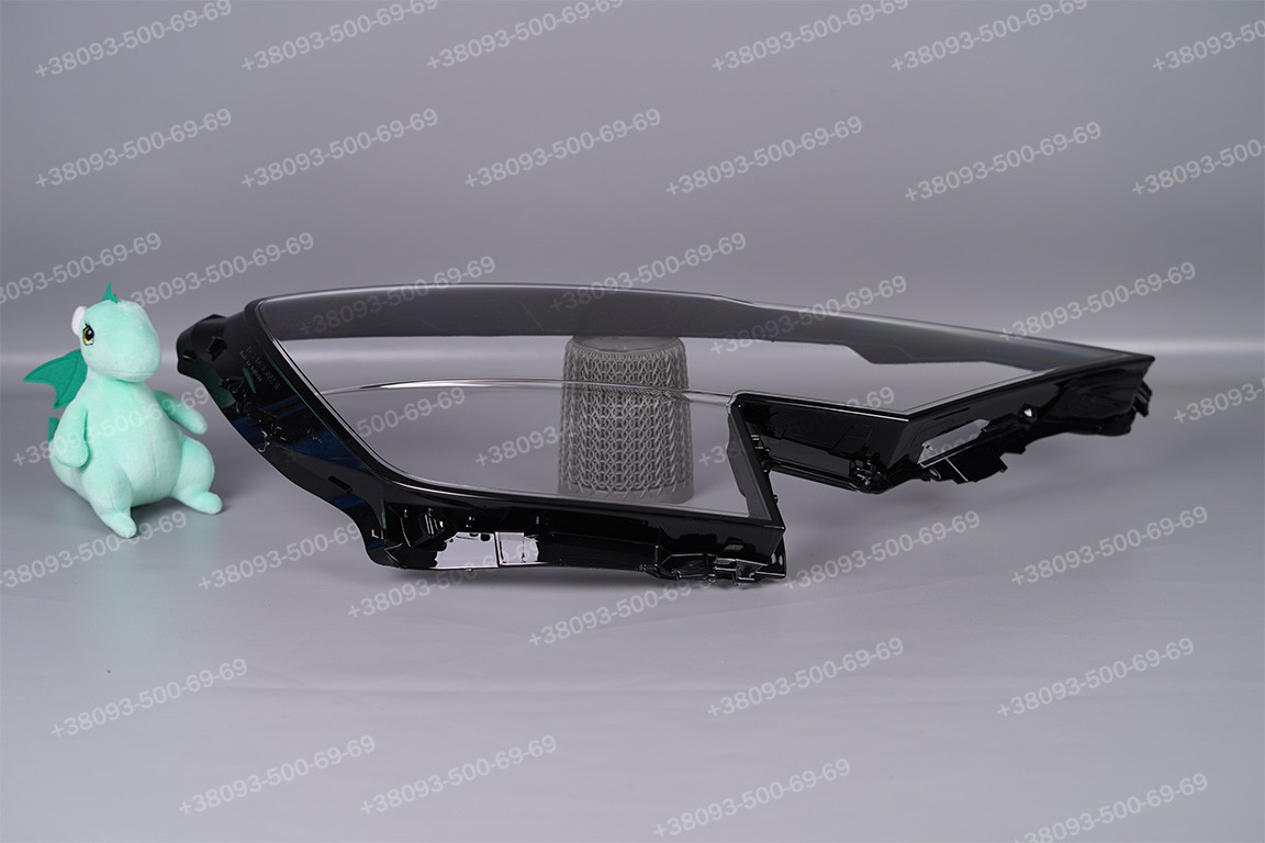 УЦІНКА!!!_981_Скло фари Audi R8 Type 42 (2006-2015) праве