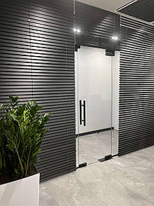 Горизонтальні дерев'яні жалюзі