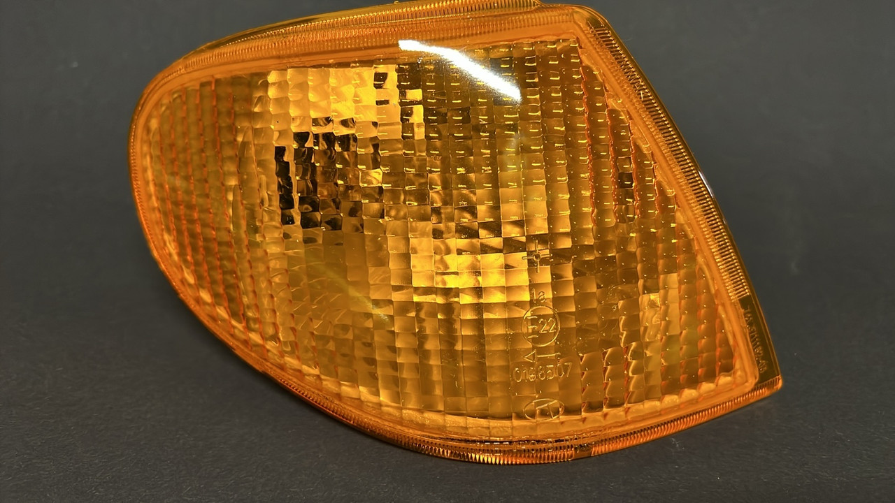 Поворотник 2115 передній правий жовтий (оригінал), фото 1