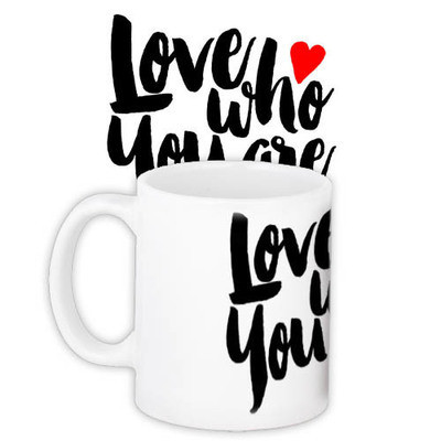Чашка з принтом Love who you are