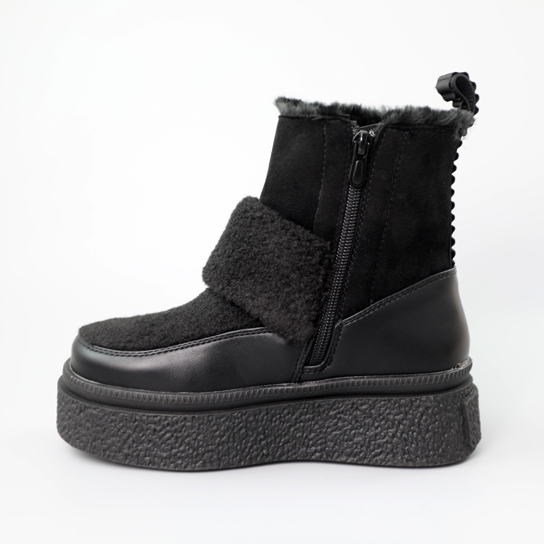 Високі зимові дитячі черевики чорного кольору для дівчаток з товстою підошвою