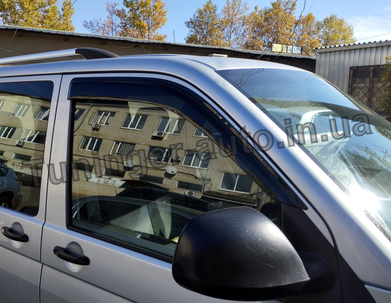 Дефлектори вікон (вітровики) Volkswagen Transporter T5 2003-2015 (ATM)