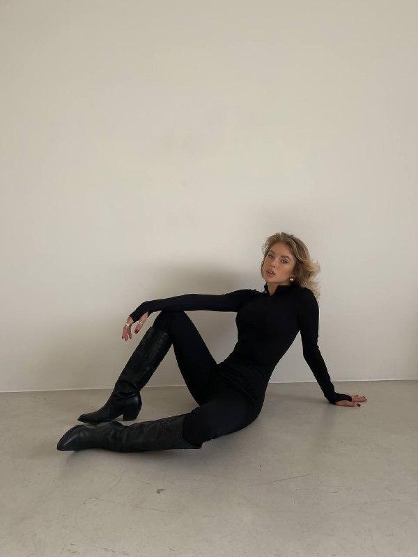 Жіночий комбінезон; Колір - чорний ; Розміри - 42-44, 44-46;, фото 1