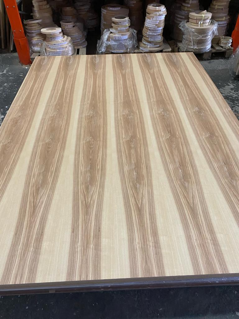 МДФ шпонований Ясен кольоровий 8мм 2,8х2,07м 2 сторони, фото 1