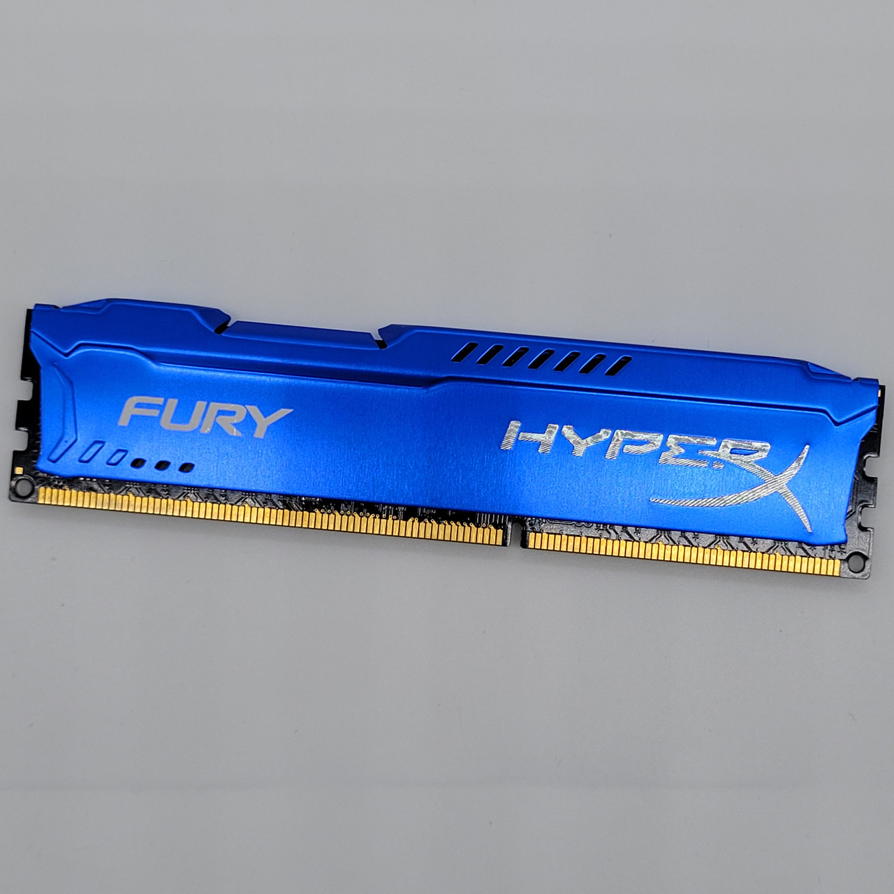 Ігрова оперативна пам'ять Kingston HyperX Fury DDR3 8Gb 1333MHz PC3 10600U 2R8 CL9 (HX313C9F/8) Б/В
