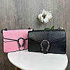 Жіноча мінісумка клатч під рептилію Підкова, модна маленька сумочка на ланцюжку Рожевий, фото 2
