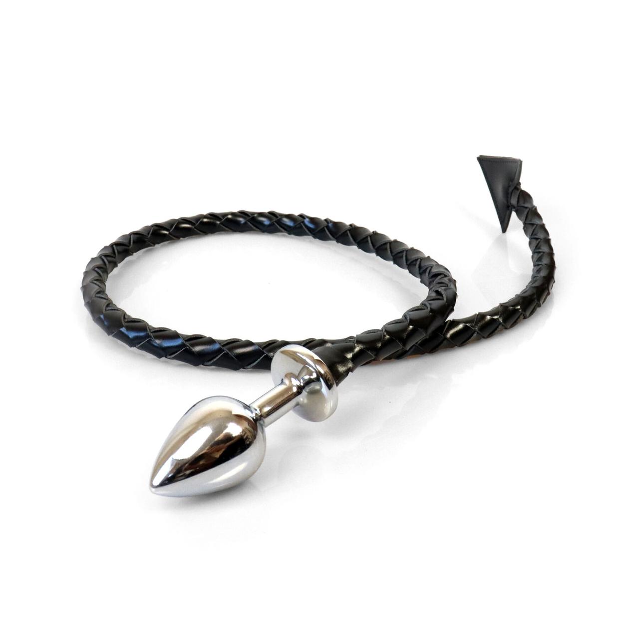 Металева анальна пробка M з диявольським хвостом Art of Sex - Succubus, екошкіра, чорний, фото 1