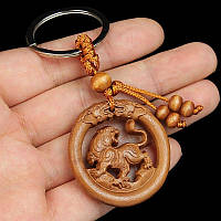 Витончений дерев'яний брелок у формі знаків зодіаку за китайським календарем ТИГР