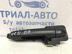 Ручка дверей зовнішня передня права Kia Ceed ED 1.6 DIESEL D4FB 2007 (б/в)