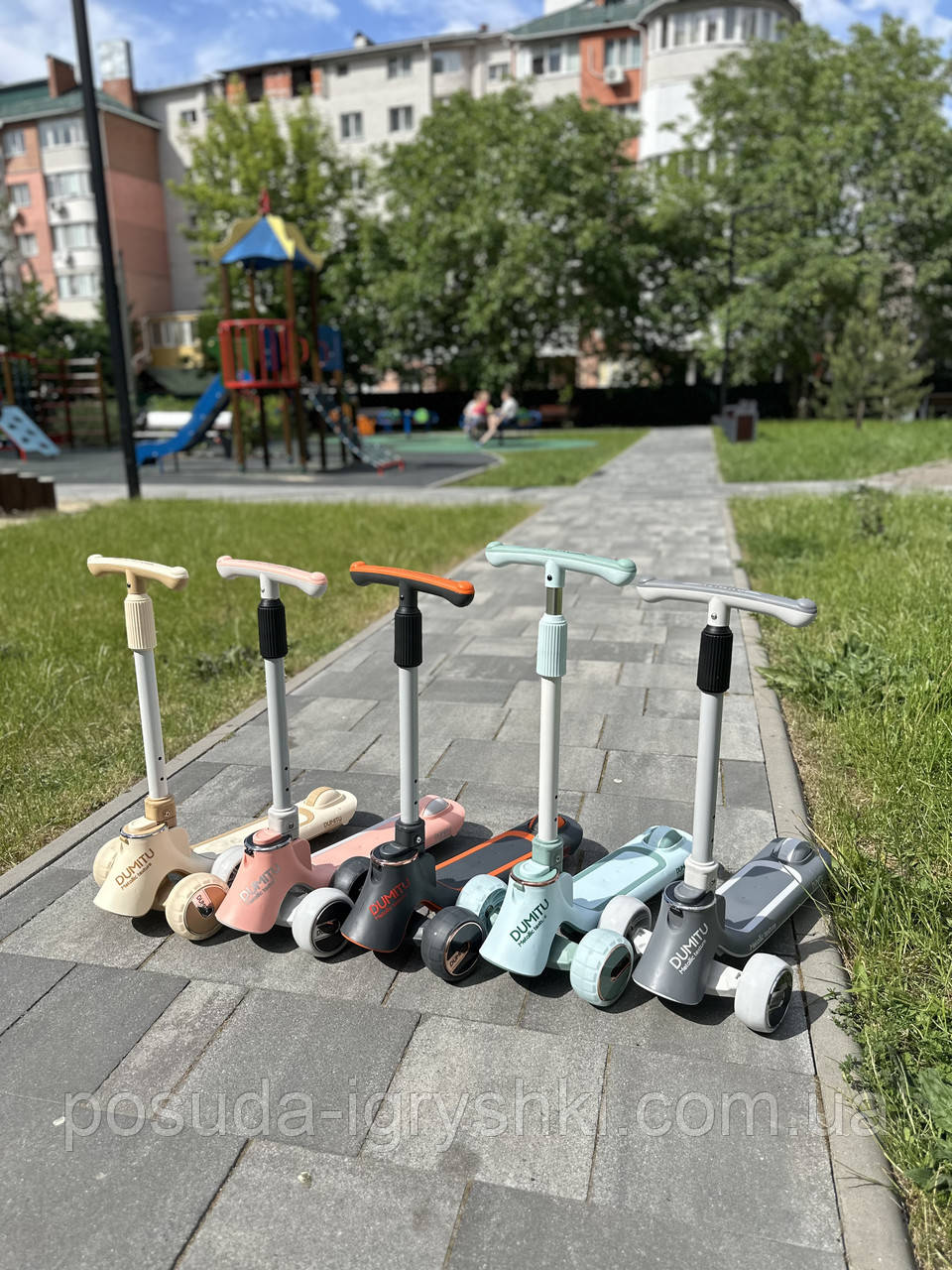 Самокат триколісний Maraton X30 (різні кольори)
