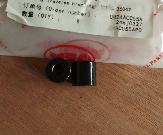 Втулка штока реверсу 10178/36042 240100054373, фото 1