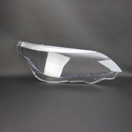 Пластикове скло фари BMW 5-series (E60/E61) LED 2003-2010 праве (пасажирське)