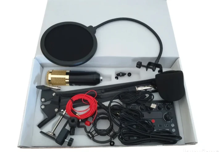 Студійний конденсаторний мікрофон Q-SK8 зі стійкою пантографом та фільтром для низьких частот