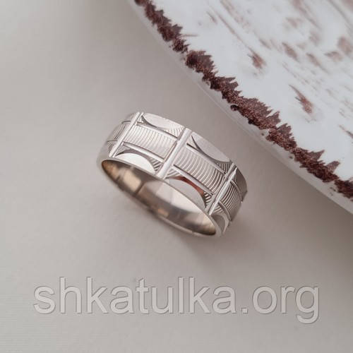 Срібна обручка з орнаментом по всій поверхні широка