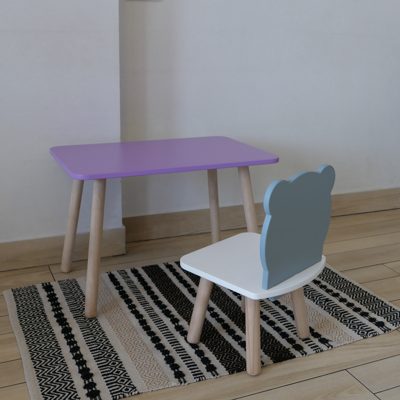 Комплект дитячий стіл бузковий та стілець білий сірий Ведмедик. Для діток 1-ї групи зросту (93-116см.), фото 1