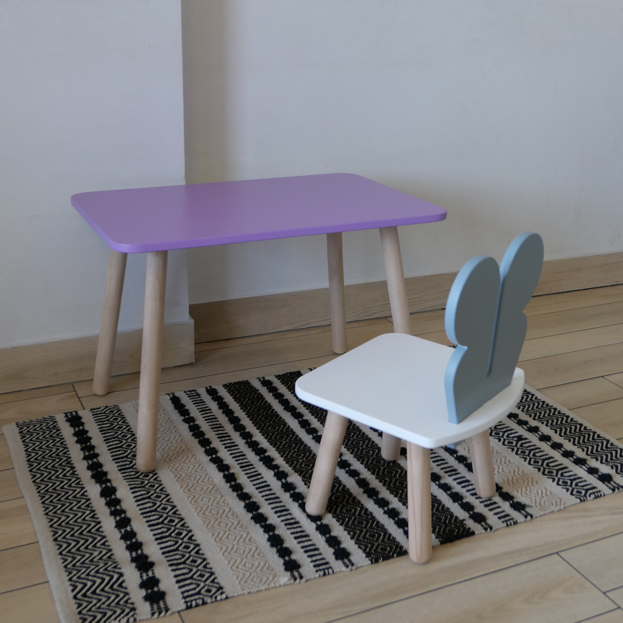 Комплект дитячий стіл бузковий та стілець білий сірий Метелик. Для діток 1-ї групи зросту (93-116см.), фото 1